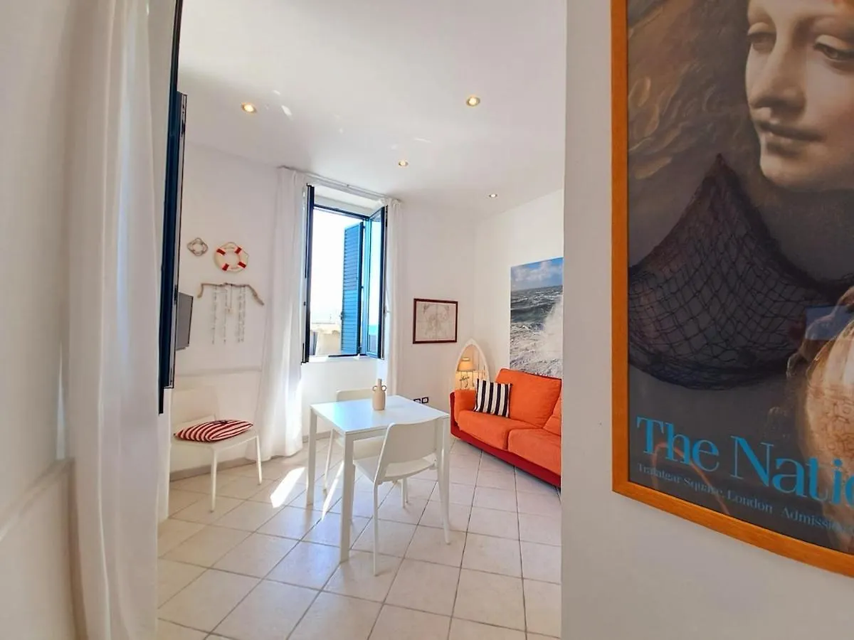 אצ'י קסטלו Aci Trezza Suite Fronte Mare אצ'י קסטלו