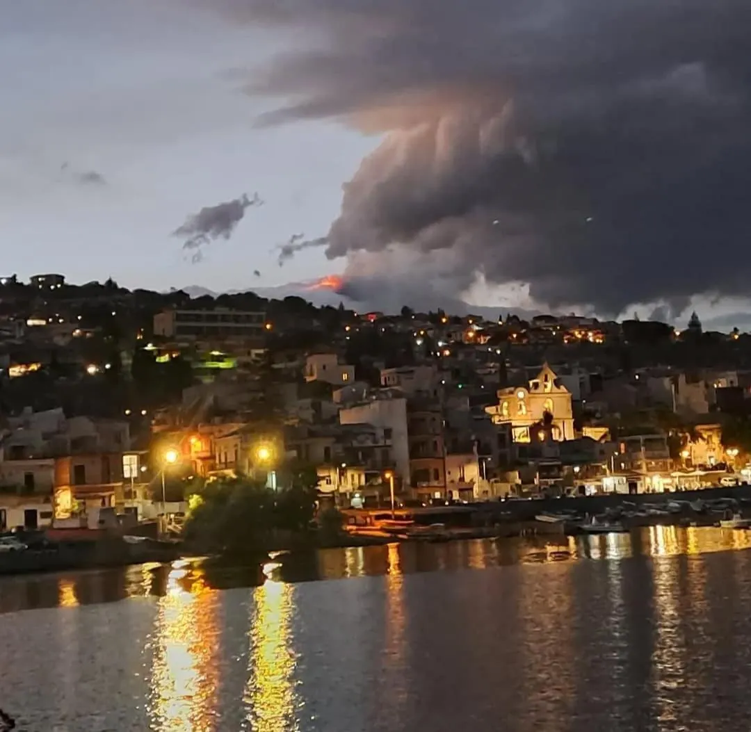 Aci Trezza Suite Fronte Mare Aci Castello