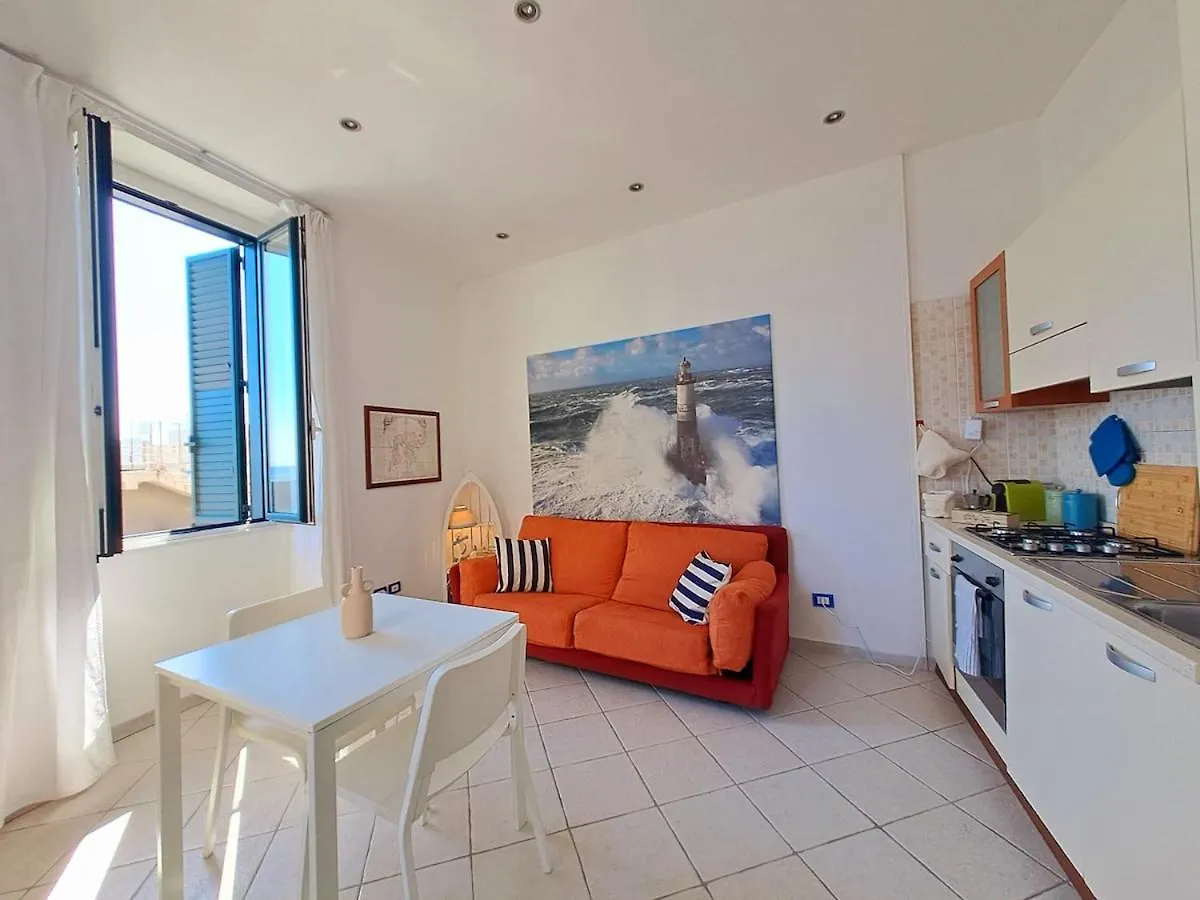 Aci Trezza Suite Fronte Mare Aci Castello 0*,  Italien
